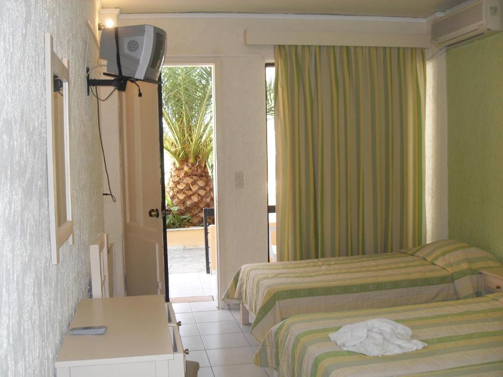 Hotel Benitses Bay View Gastouri  Zimmer foto